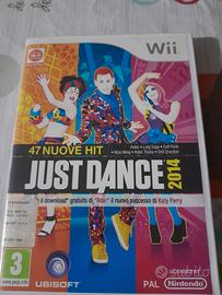 wii completa di giochi telecomandi piu bilance spo