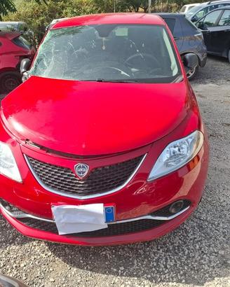 LANCIA YPSILON 3 1.2 PLATINUM 50K SINISTRATA