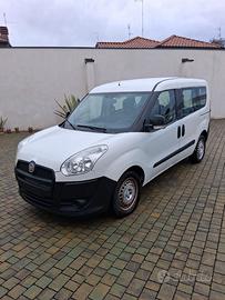 FIAT DOBLO' BENZINA/METANO