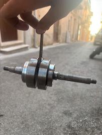 SMEMBRO PEZZI PIAGGIO (+FOTO IN PRIV)