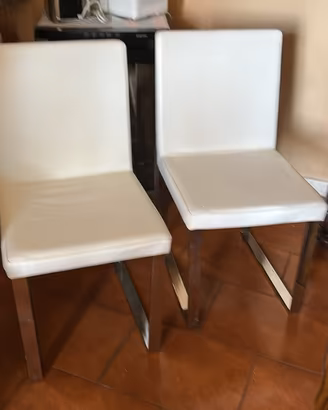 4 sedie in ecopelle no spedizione