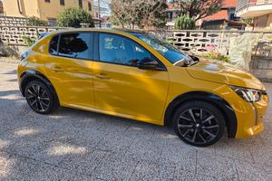 peugeot  208 1,2 GT 101 cv neopatentati