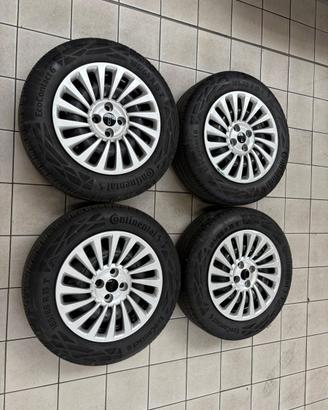 CERCHI E GOMME FIAT 500 E