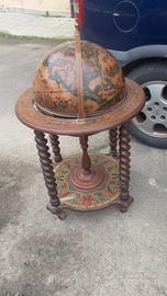 minibar Globus molto antico