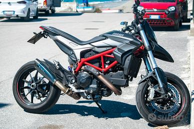 Ducati hypermotard 821