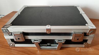 valigetta in alluminio