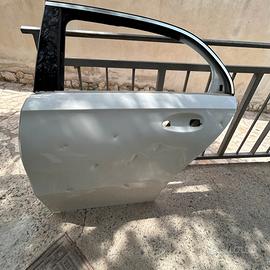 Sportelli mercedes classe a w177 sinistrati.