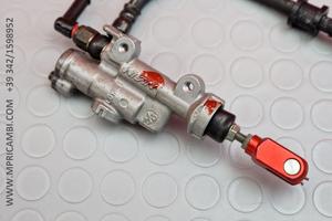 POMPA POSTERIORE HONDA CRF 300 X 2010 2011 CRE 250