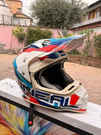 Casco oneal da cross / monopattino/ enduro