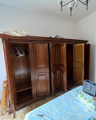 Armadio in legno