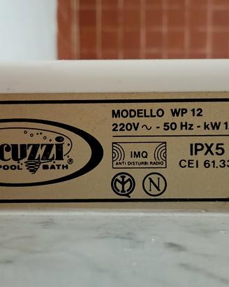 vasca idromassaggio Jacuzzi 
