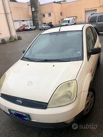AUTO FORD FIESTA AUTOCARRO