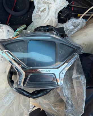 Quadro strumentazione honda SH 350