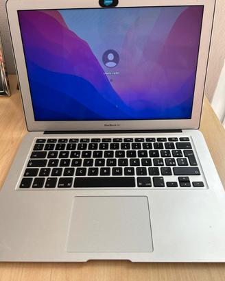MacBook Air 13 pollici - Novembre 2016, tastiera i