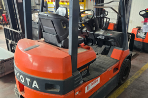 Muletto Toyota Elettrico 20q.li