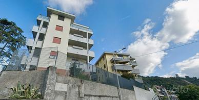Open Space a Camerlata con Balcone