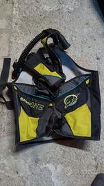 SUB ATTREZZATURA BOMBOLA EROGATORI JAKETS