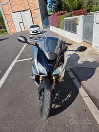 Honda Forza 750