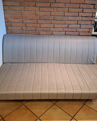 divano letto con materasso