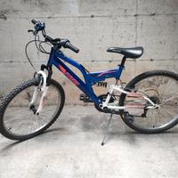 Mountain bike per ragazzi 24" blu e bianca 