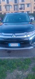 Mitsubishi outlender