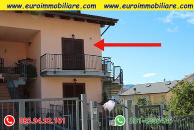 Duplex tipo villino con giardino e garage