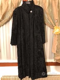 Cappotto di pelliccia di persiano