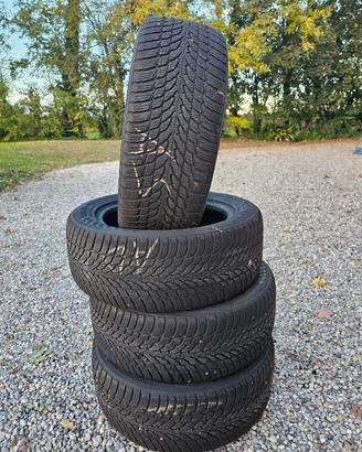 4 PNEUMATICI INVERNALI 50% NOKIAN 225/55/R17 101W