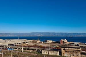 Camera per ragazza panoramica pressi stazione