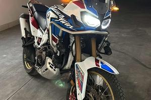 Africa twin 30th anniversario 2019 cambio dct