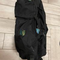 Borsone semi rigido con rotelle