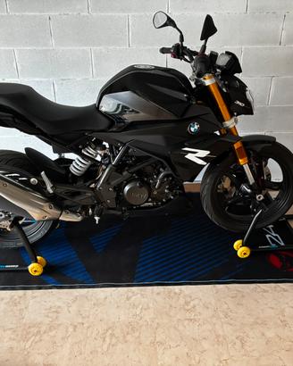 BMW G310R