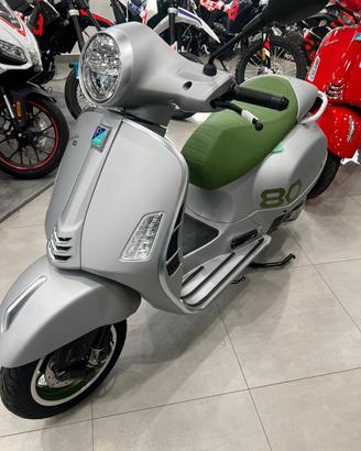 Piaggio Vespa 300 GTS 310 EDIZIONE OTTANTESIMO - S