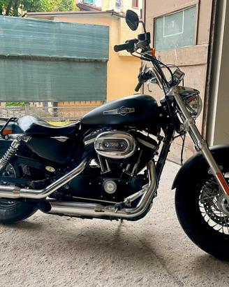 Harley Davidson 1200 Custom CB