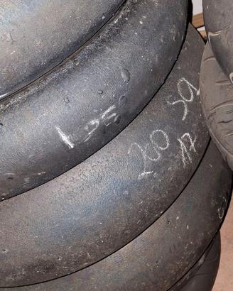 Gomme Pirelli SBK Michelin SBK