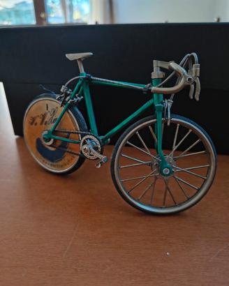 Miniatura Bicicletta Accendino Vintage 
