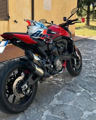 Ducati Monster 937 +