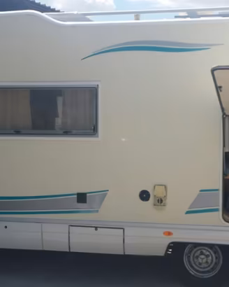 Enlagh modello Doral 118 su Mercedes Sprinter