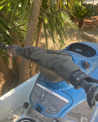 Jet ski Yamaha 700xl waverunner