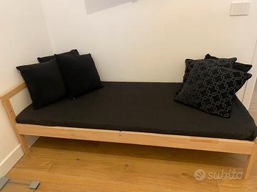 Lettino compreso di materasso ikea