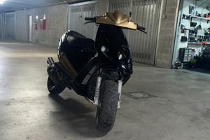 Phantom f12 è un aereo 