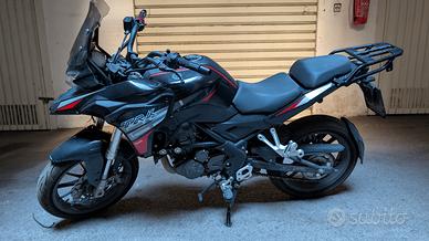 Benelli TRK 251 2022 14.000km