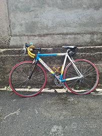 bici da corsa COLNAGO