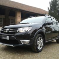 Dacia sandero pezzi di ricambio