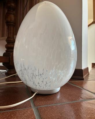 Lampada in vetro a forma uovo