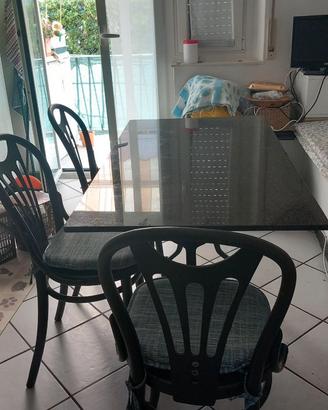 tavolo da cucina in granito con supporto in ghisa