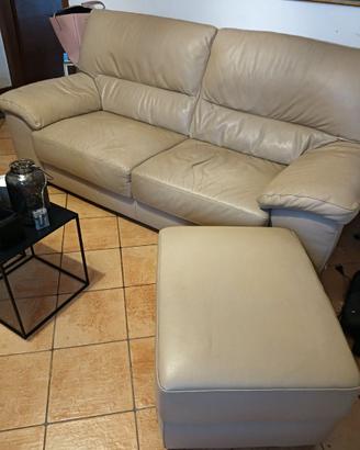 Divano e pouf in pelle