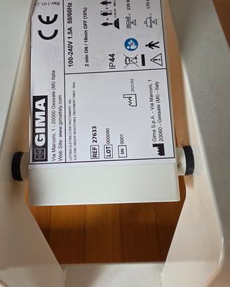 Lettino elettrico a due sezioni 