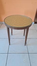 Tavolino rotondo antico
