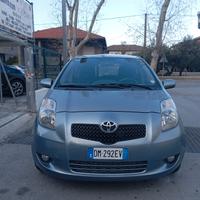 Toyota Yaris 1.3 5 porte Navi